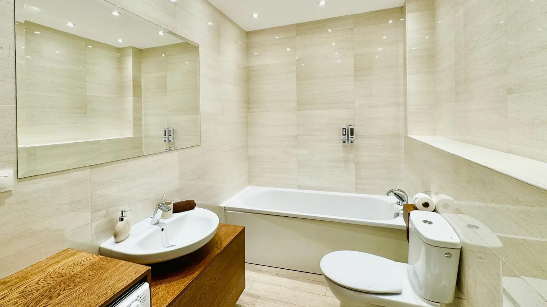 Daire Romantica Spa Krakow